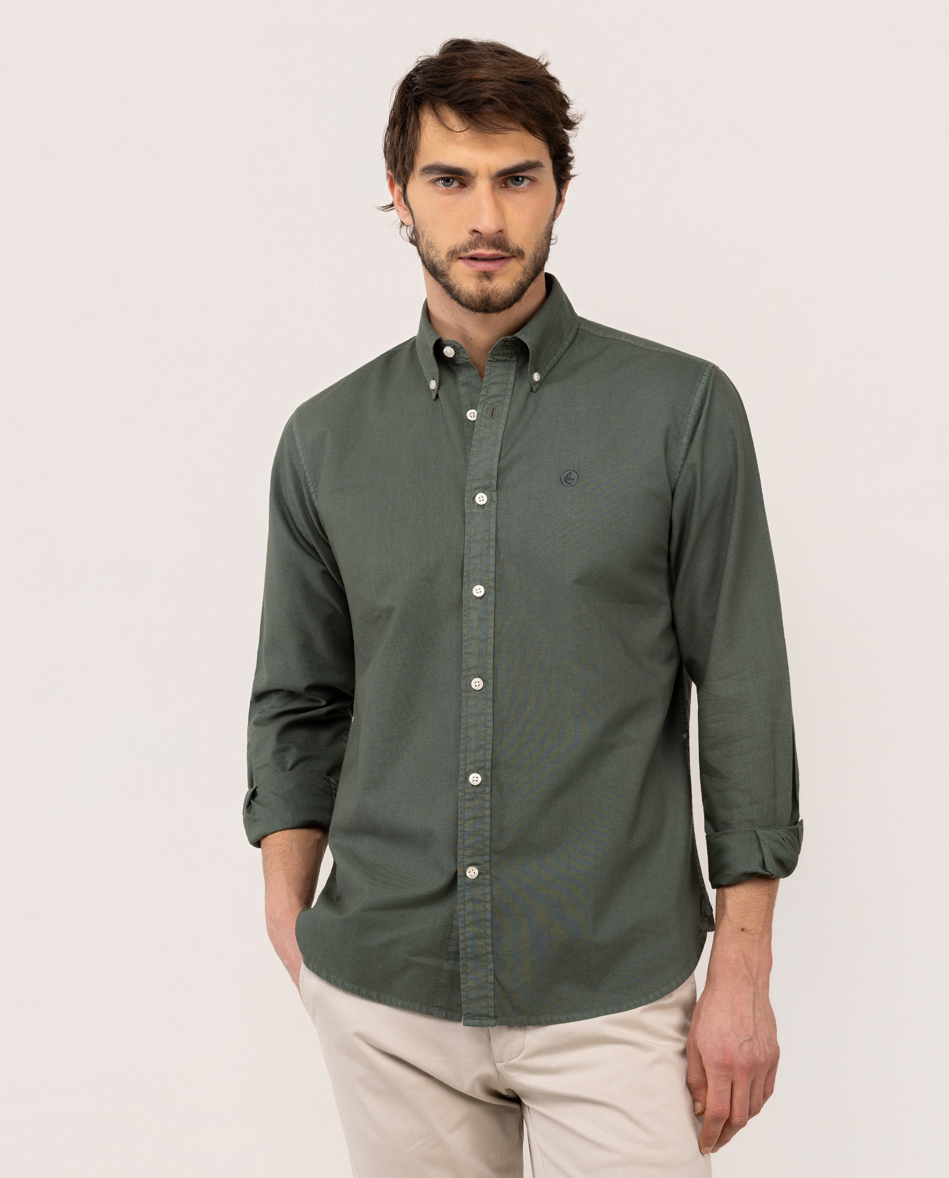 Camisa Algodón Garment Dyed Button Down Verde Oscuro