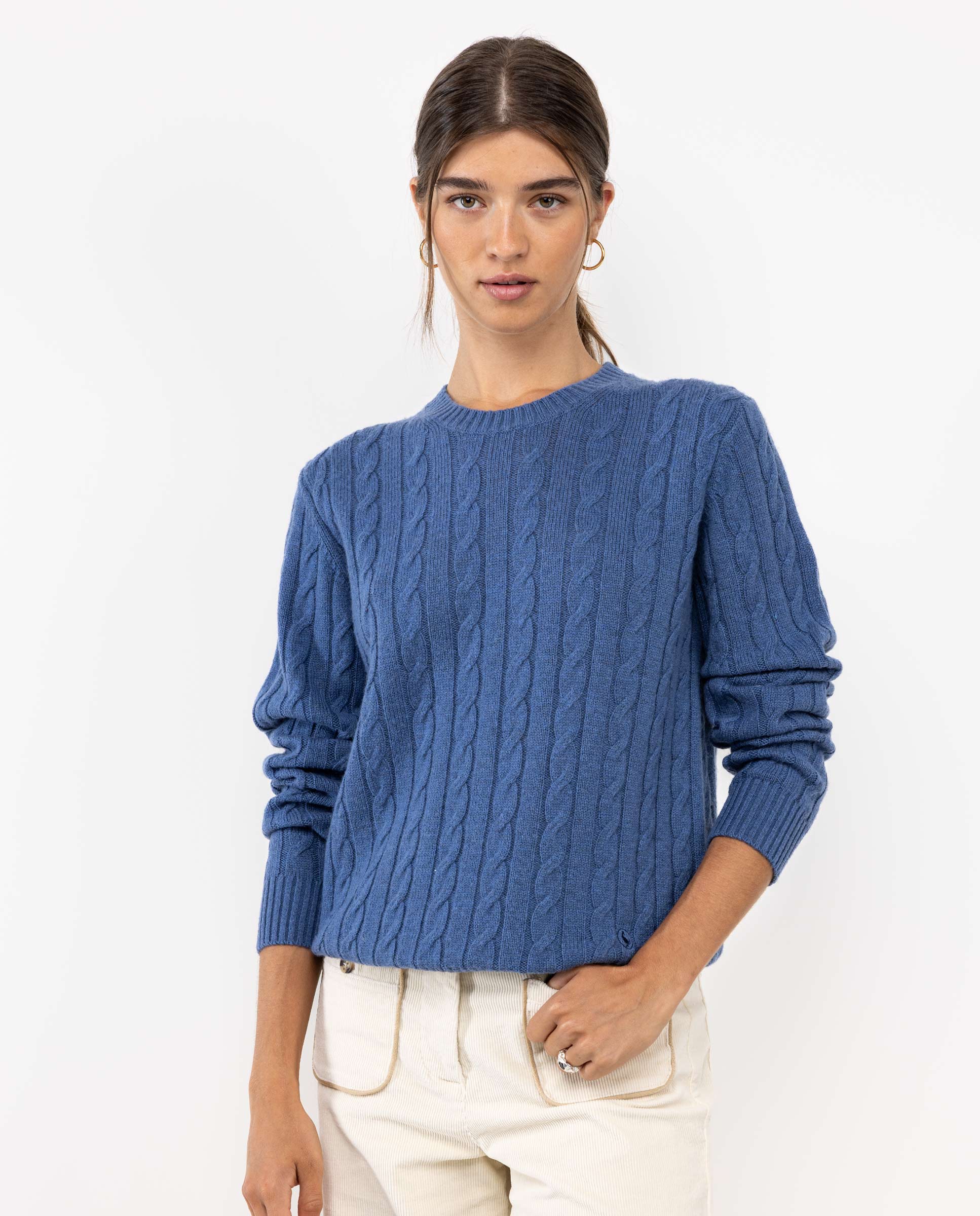 Pull Torsades Col Rond Bleu