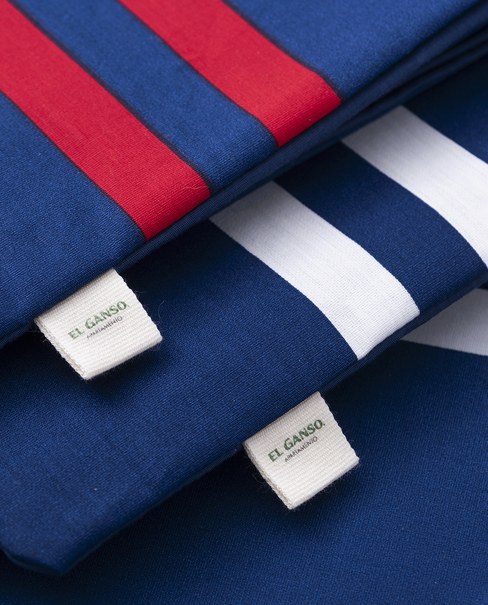 4-Piece Navy Duvet Cover Set Double Size 180 Thread Count