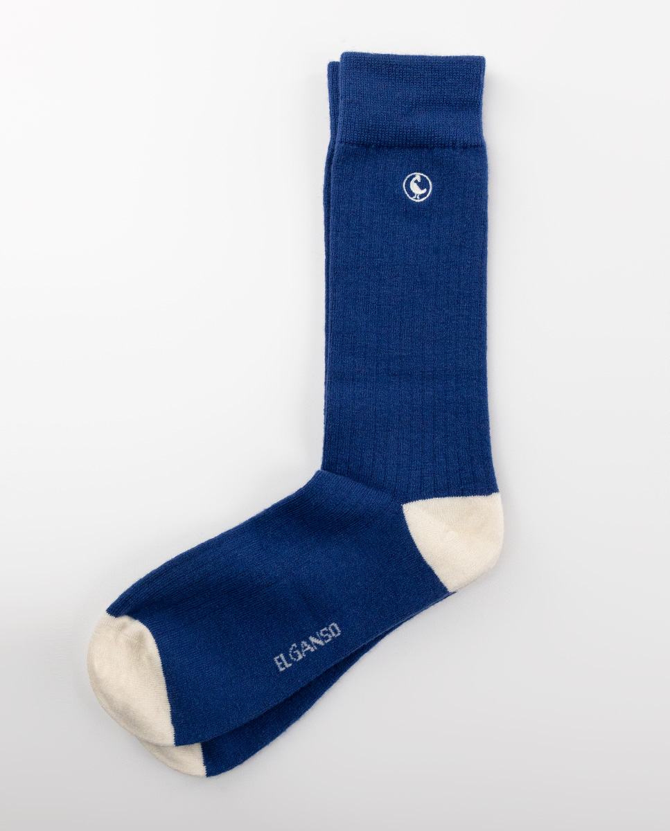 Strumpf Wolle Canalé Blau