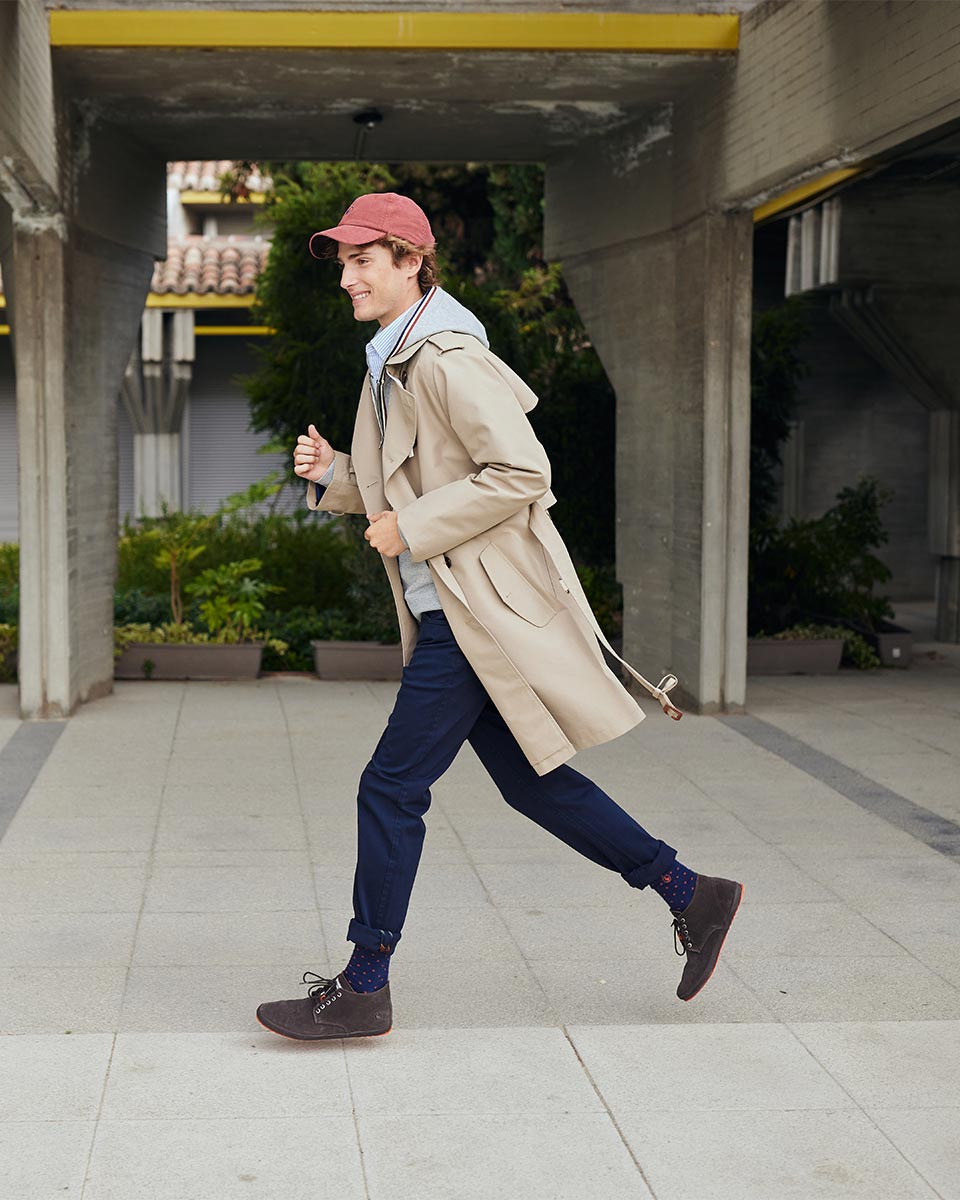 Trenchcoat Beige Icon